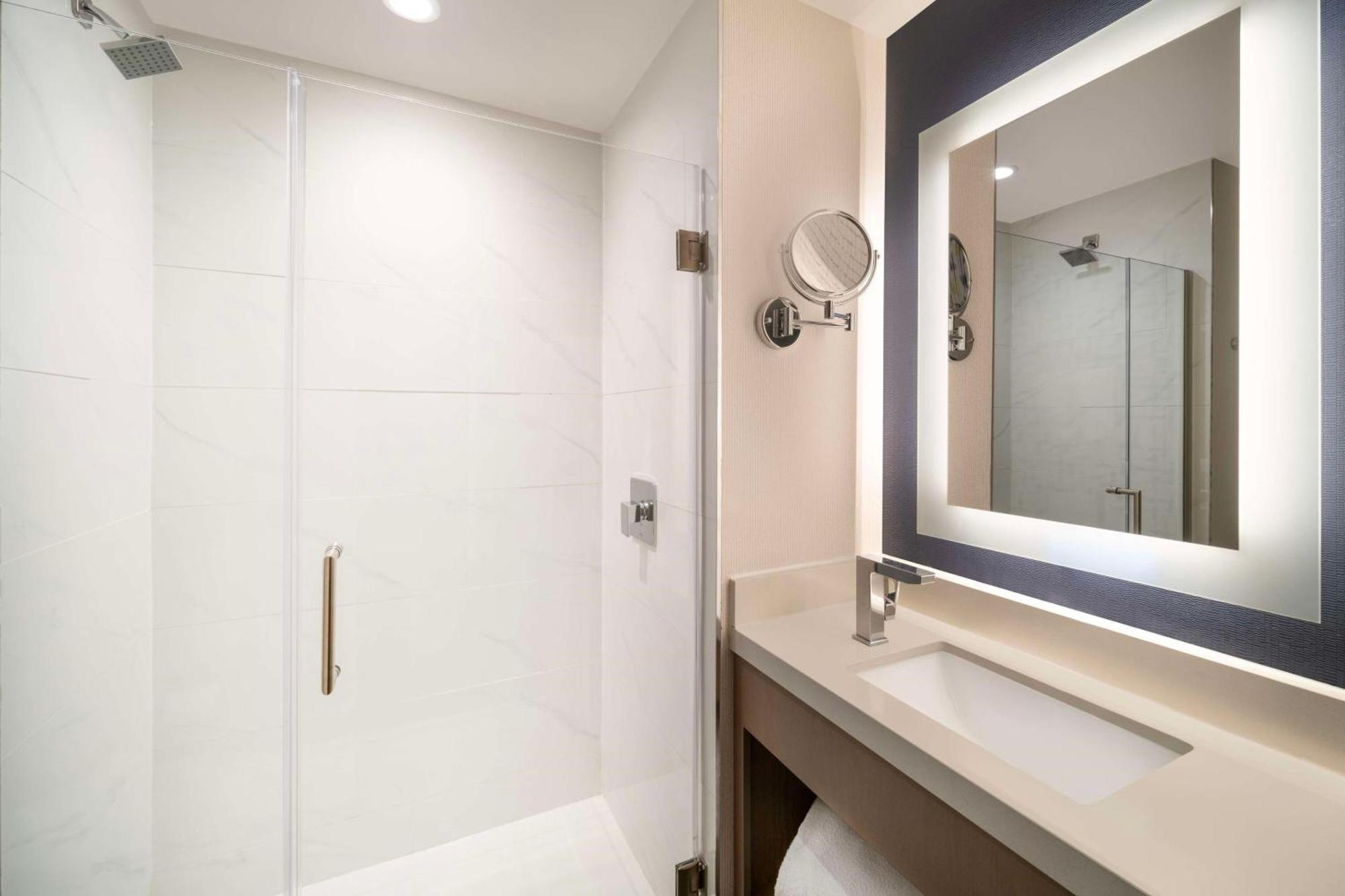 Doubletree By Hilton Long Island City, Ny نيو يورك المظهر الخارجي الصورة