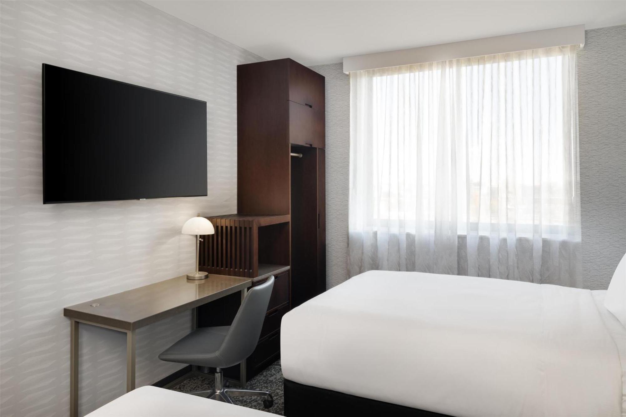 Doubletree By Hilton Long Island City, Ny نيو يورك المظهر الخارجي الصورة